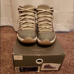 Authentic 💯 Air Jordan 11 Retro Cool Grey